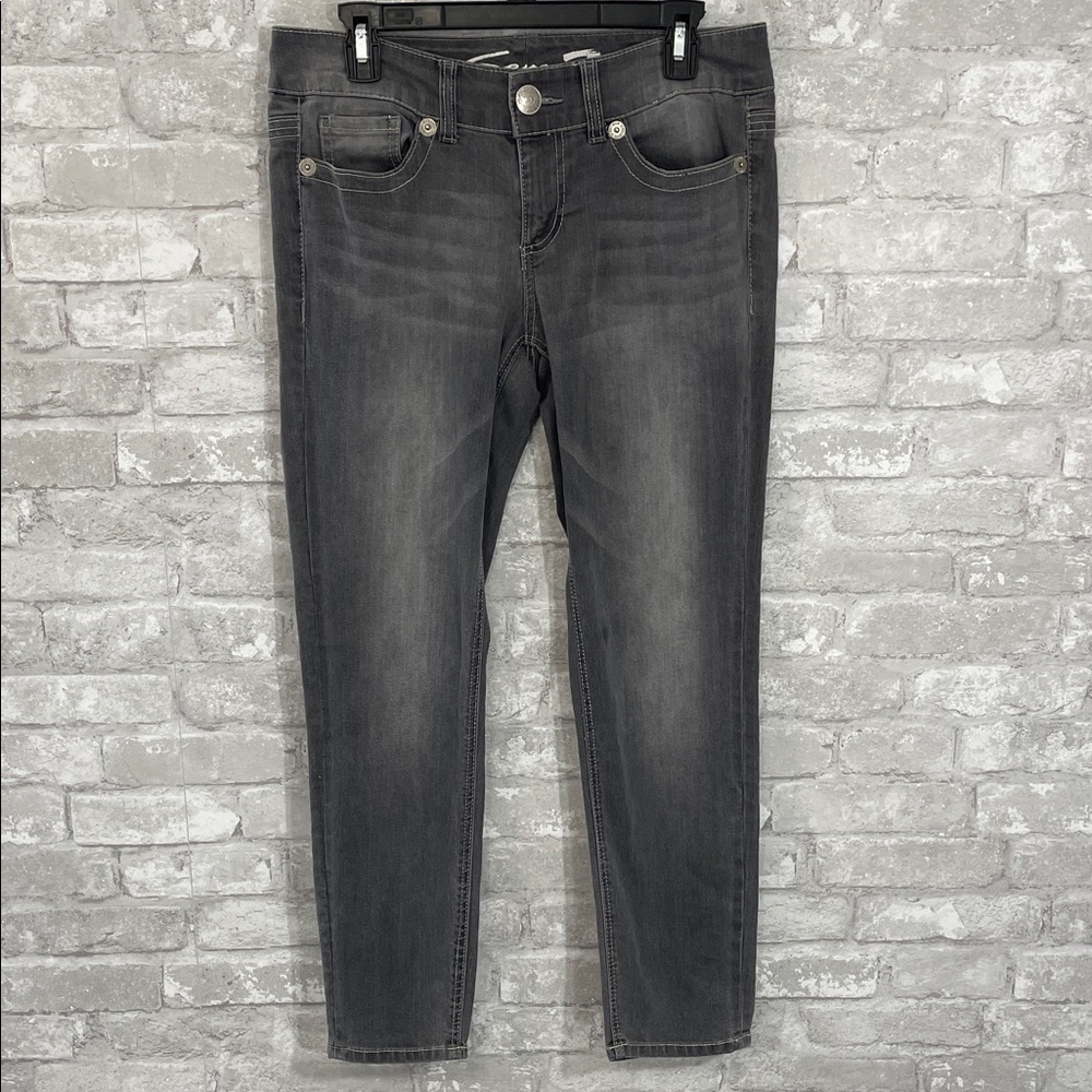 Seven7 Women's Charcoal Skinny Jeans